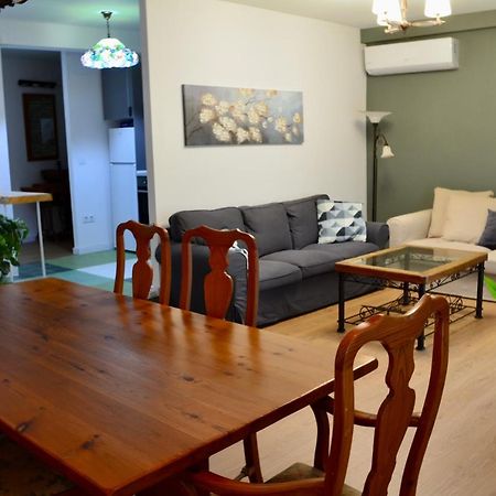 Alfalfa Sweet Home Seville Luaran gambar